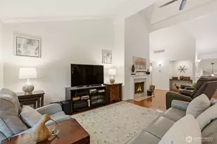 1542 NE 140th St, Seattle, WA 98125 - Photo 15