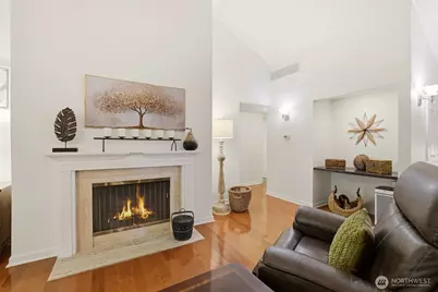1542 NE 140th Street #E6, Seattle, WA 98125 - Photo 17