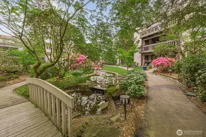 1542 NE 140th Street #E6, Seattle, WA 98125 - Photo 33