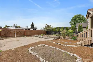 2123 7th St, Bremerton, WA 98312 - Photo 21