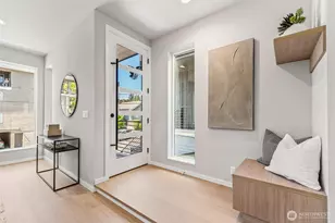 4460 Midvale Ave N, Seattle, WA 98103 - Photo 3