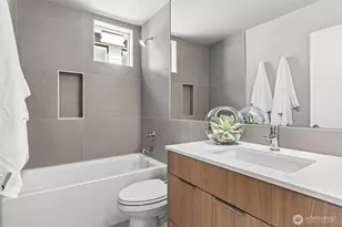 4460 Midvale Ave N, Seattle, WA 98103 - Photo 23
