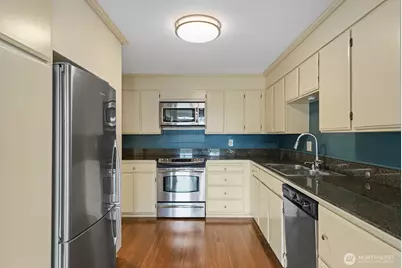 3717 Beach Drive SW #113, Seattle, WA 98116 - Photo 19