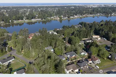 208 Fisher Avenue NE, Ocean Shores, WA 98569 - Photo 29