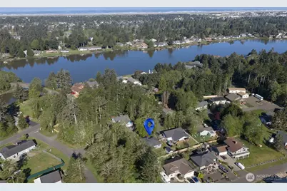 208 Fisher Avenue NE, Ocean Shores, WA 98569 - Photo 11