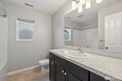 419 200th Street SW, Lynnwood, WA 98036 - Photo 17
