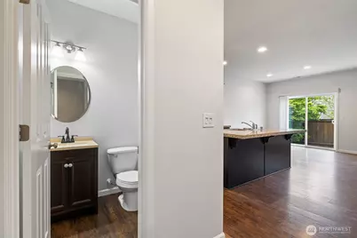 419 200th Street SW, Lynnwood, WA 98036 - Photo 7