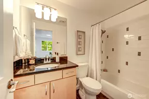 840 NE 125th St, Seattle, WA 98125 - Photo 23