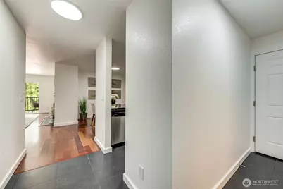 840 NE 125th Street #206, Seattle, WA 98125 - Photo 5