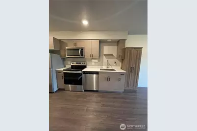 1882 Front Street #306, Lynden, WA 98264 - Photo 3