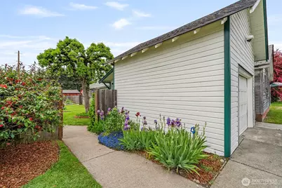 1201 N Tower Avenue, Centralia, WA 98531 - Photo 9