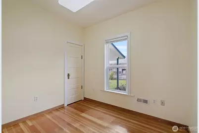 1201 N Tower Avenue, Centralia, WA 98531 - Photo 17