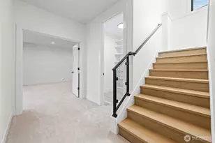 16050 SE 44th Ct, Bellevue, WA 98006 - Photo 19