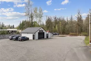 15422 Canyon Rd E, Puyallup, WA 98375 - Photo 3