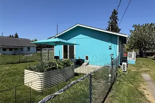 910 W 16th St, Port Angeles, WA 98363 - Photo 19