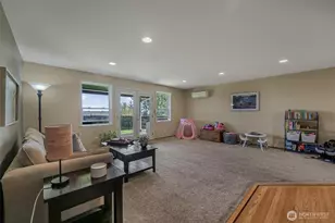 108 Glacier Peak Dr, Camano Island, WA 98282 - Photo 25