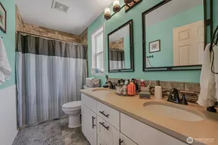 108 Glacier Peak Dr, Camano Island, WA 98282 - Photo 29