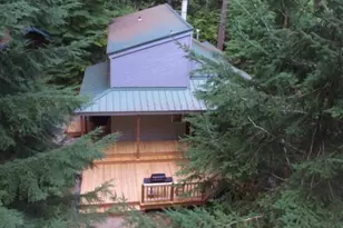 16726 Mountainside Dr E, Greenwater, WA 98022 - Photo 33