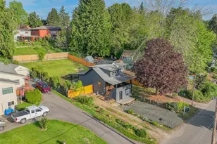 1551 N Callow Ave, Bremerton, WA 98312 - Photo 3