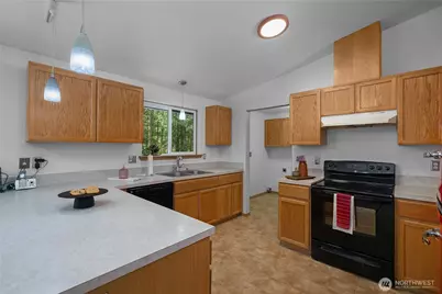 220 E Moore Lane, Shelton, WA 98584 - Photo 7
