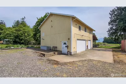 9090 Van Buren Road, Everson, WA 98247 - Photo 3