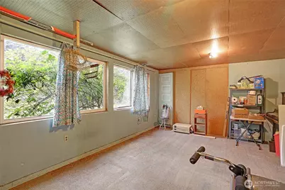 17810 Olympic View Drive, Edmonds, WA 98026 - Photo 23