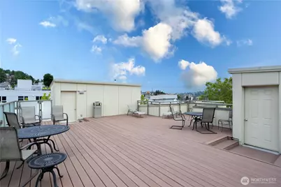 621 5th Ave N #103, Seattle, WA 98109 - Photo 17
