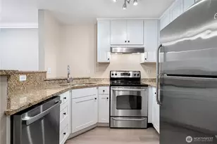 621 5th Ave N, Seattle, WA 98109 - Photo 7