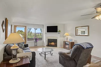 101 Pine Avenue #303, Snohomish, WA 98290 - Photo 9