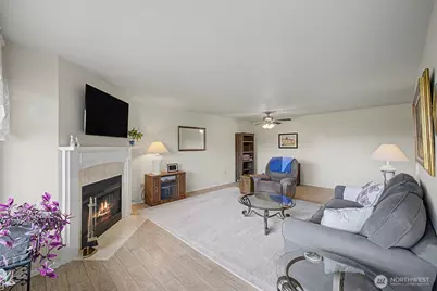 101 Pine Avenue #303, Snohomish, WA 98290 - Photo 11
