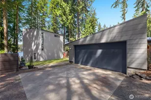 451 E Ballantrae Dr, Shelton, WA 98584 - Photo 15