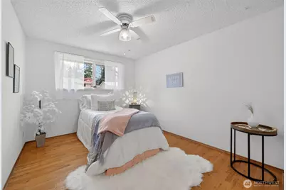 13321 28th Avenue NE, Seattle, WA 98125 - Photo 15