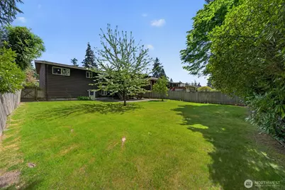 13321 28th Avenue NE, Seattle, WA 98125 - Photo 29