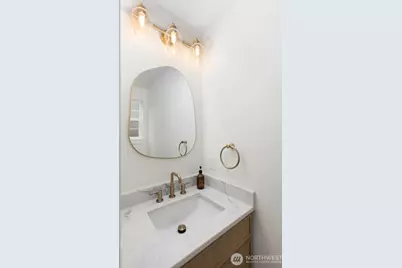 304 NW 45th Street, Seattle, WA 98107 - Photo 11