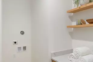 304 NW 45th St, Seattle, WA 98107 - Photo 13
