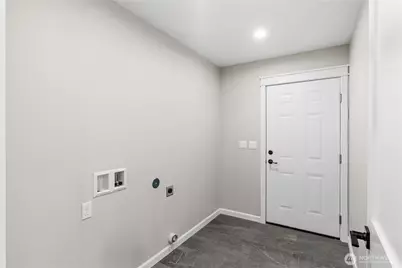 1010 Macfarlane Street, Aberdeen, WA 98520 - Photo 7