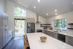 240 E Susan Ln, Union, WA 98592 - Photo 15