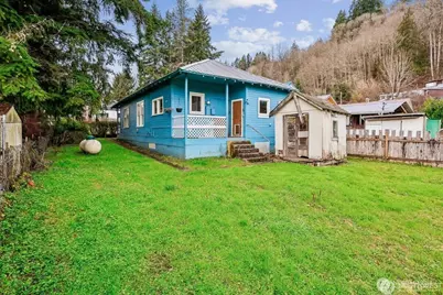 7279 B Avenue, Concrete, WA 98237 - Photo 9