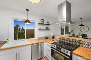 6620 28th Ave NW, Seattle, WA 98117 - Photo 13