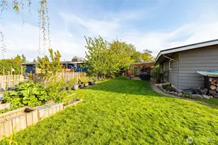 1702 36th St, Anacortes, WA 98221 - Photo 31