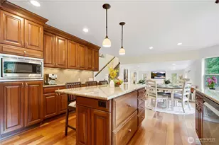 23030 NE 13th St, Sammamish, WA 98074 - Photo 5