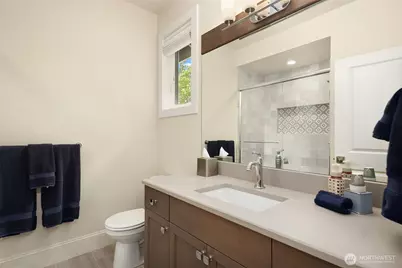 10461 SE 23rd Street, Bellevue, WA 98004 - Photo 25