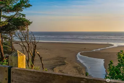 7 Lupine Lane, Pacific Beach, WA 98571 - Photo 37