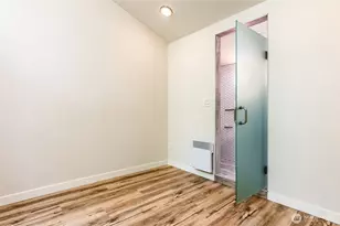 3855 21st Ave SW, Seattle, WA 98106 - Photo 17