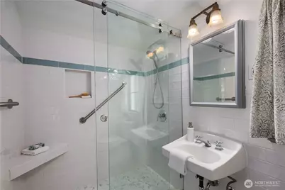 5125 NE Latimer Place, Seattle, WA 98105 - Photo 21