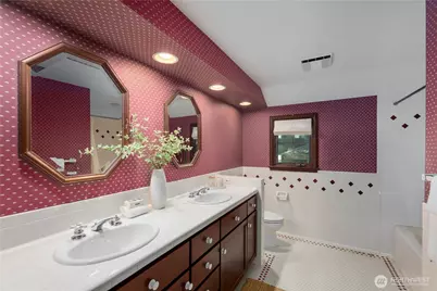 5125 NE Latimer Place, Seattle, WA 98105 - Photo 17