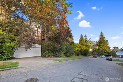 5125 NE Latimer Place, Seattle, WA 98105 - Photo 29