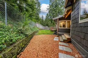 20231 37th Ave NE, Lake Forest Park, WA 98155 - Photo 33