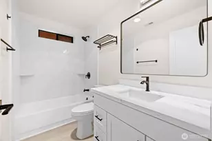 917 N 100th St, Seattle, WA 98133 - Photo 21
