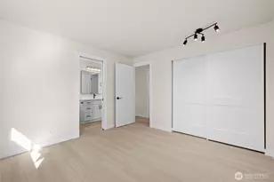 917 N 100th St, Seattle, WA 98133 - Photo 27